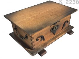 Drvena škrinjica palisander K-233b 30x20x11cm natpis